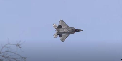 f22飞行视频,极致速度与机动性的完美演绎
